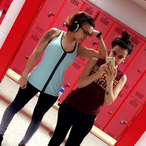 Meet your Posher, Ang